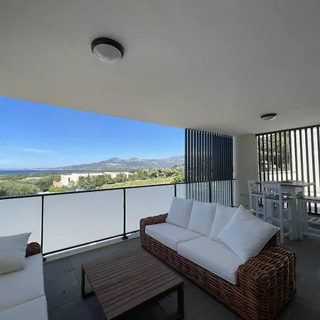 Vue Imprenable Sur La Baie De Lägenhet